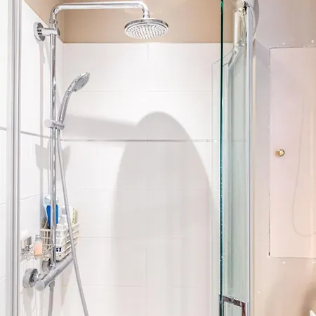 Apartment Guestready - Elegant Avec Balcon