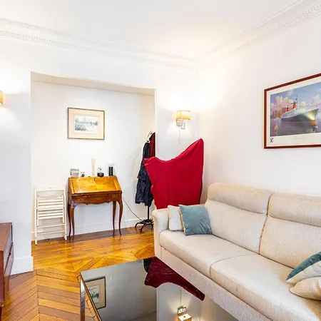Guestready - Elegant Avec Balcon Apartment *